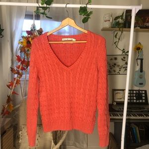 Vintage Tommy Hilfiger Sweater!